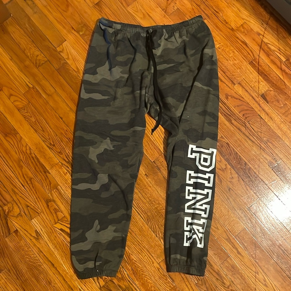 VS Pink Sweatpants